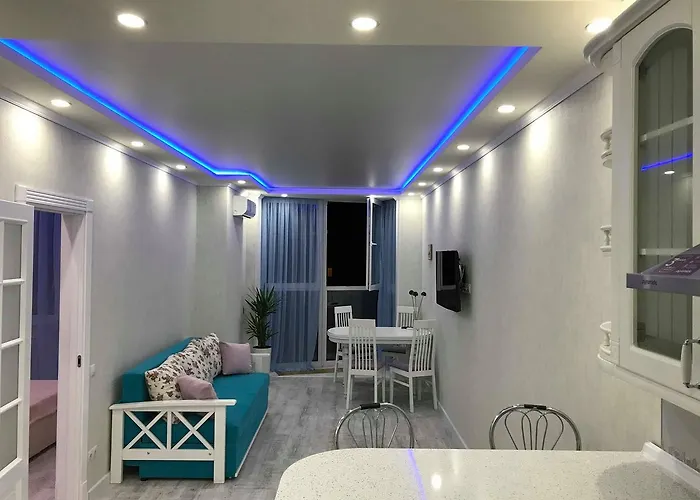 Luxe Apartment On Drahomanova