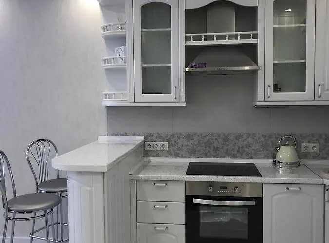 Luxe Apartment On Drahomanova