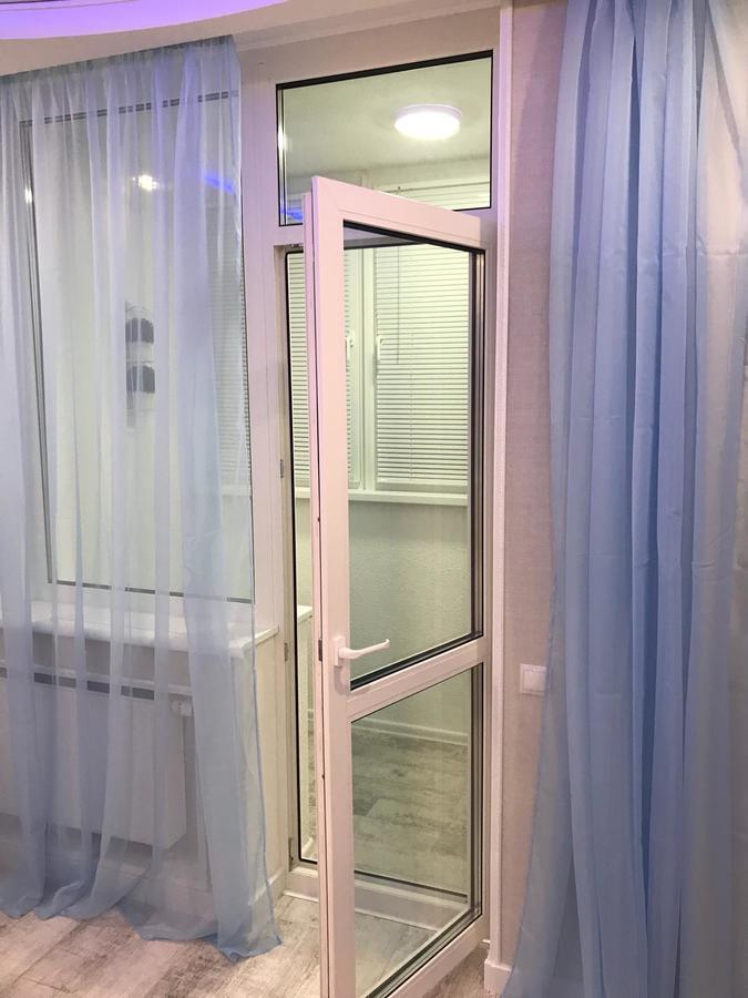Luxe On Drahomanova Apartment *