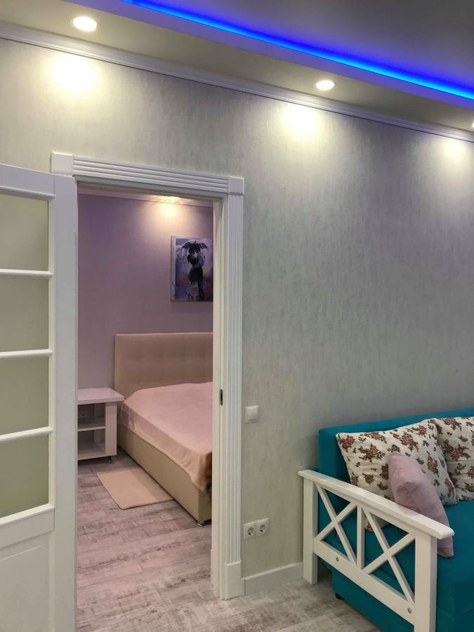 Apartment Luxe On Drahomanova Kyiv